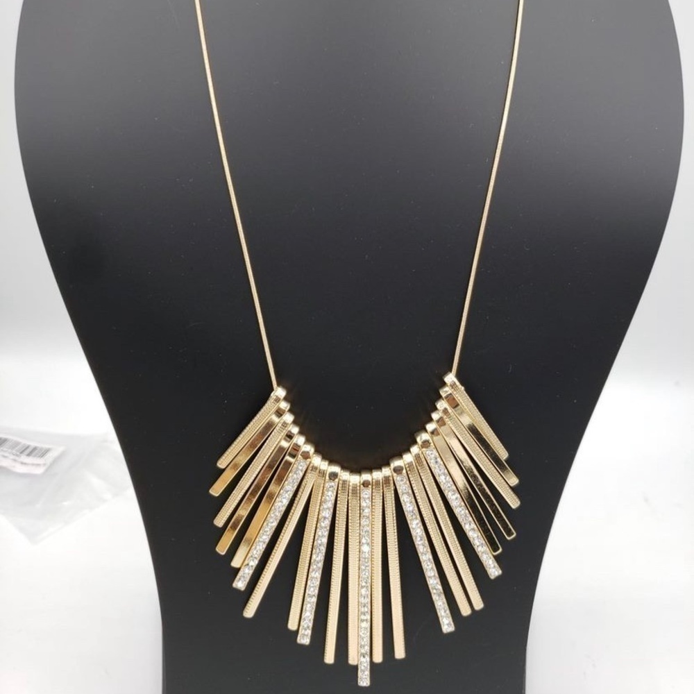 (Bonus Jewelry included ‼️)Gold teardrop necklace
